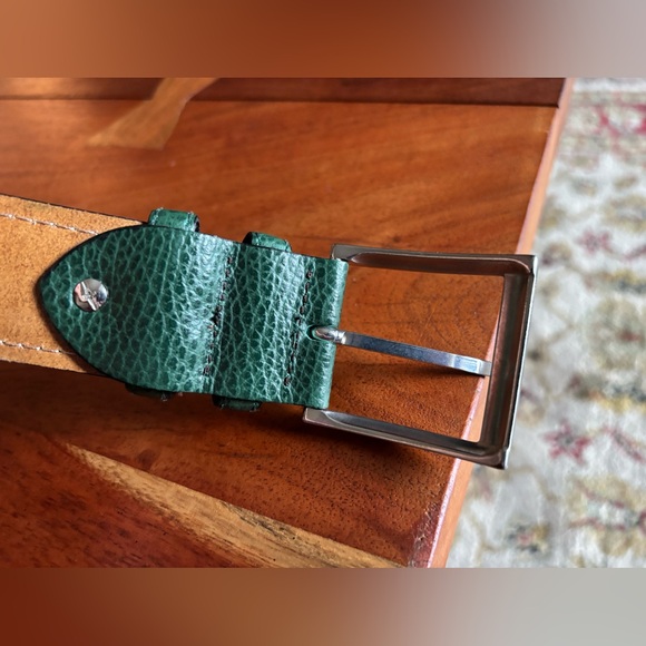 Classic Green Leather Belt with Silver Buckle - Picture 4 of 8